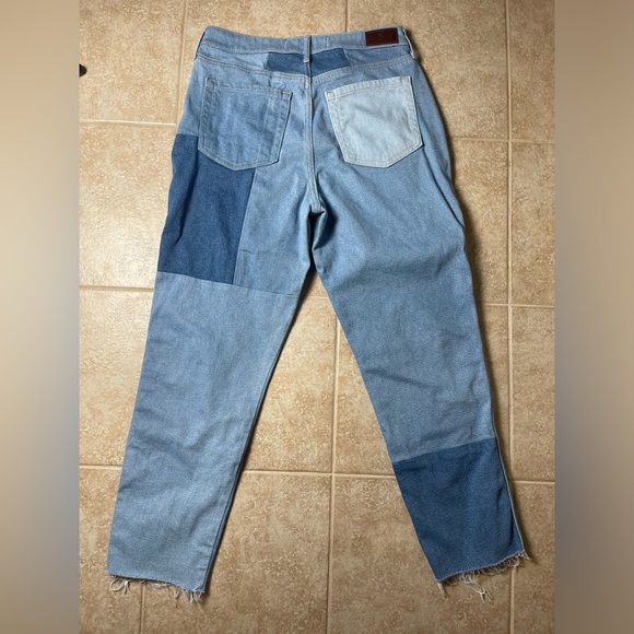 Hollister Ultra High Rise Patchwork Vintage Mom Jeans Waist 32 Inseam 28 - Picture 2 of 7